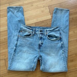 American Eagle Outfitters Light Blue athletic fit 28x30 Jeans